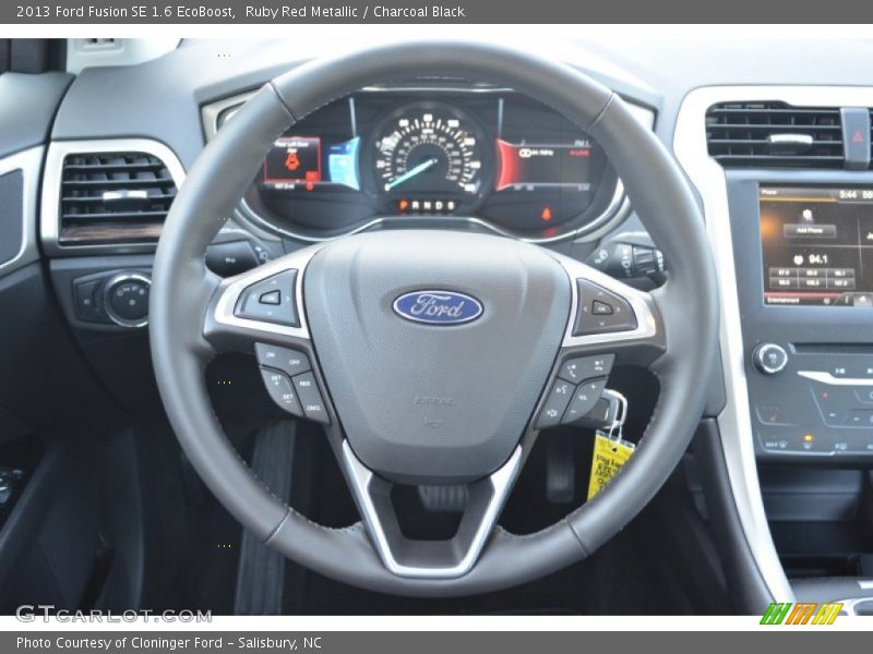  2013 Fusion SE 1.6 EcoBoost Steering Wheel