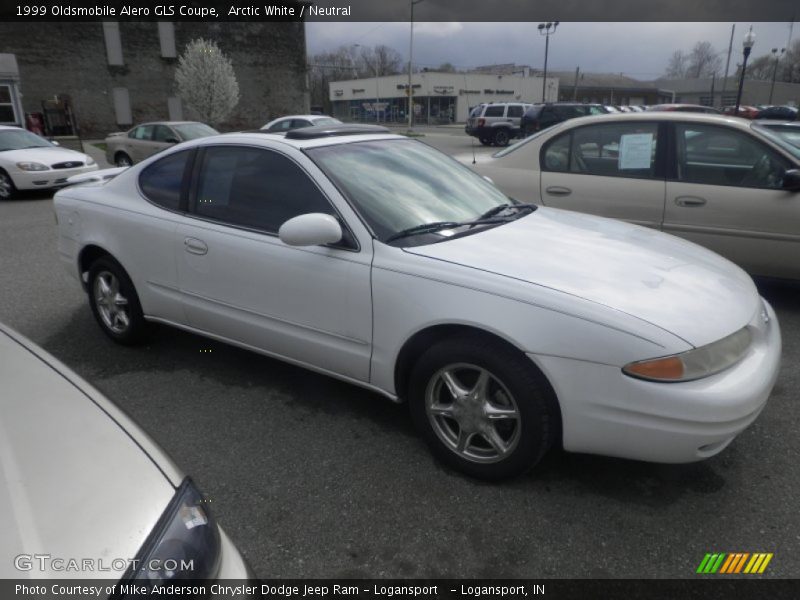 Arctic White / Neutral 1999 Oldsmobile Alero GLS Coupe