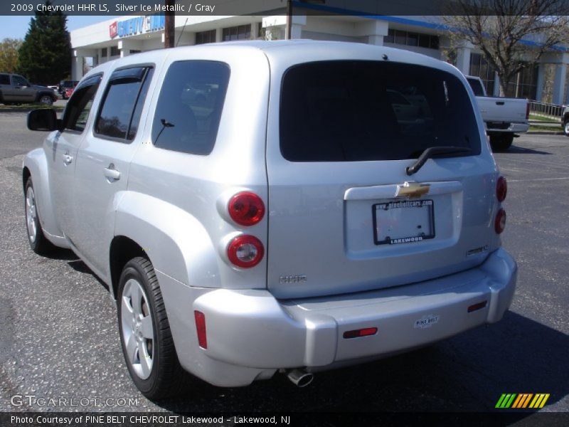 Silver Ice Metallic / Gray 2009 Chevrolet HHR LS