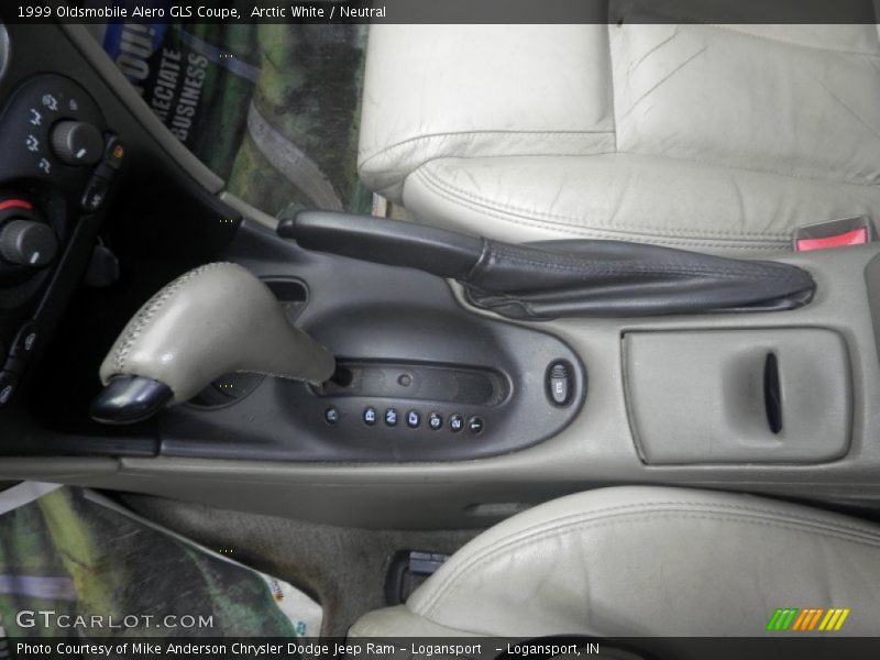 Arctic White / Neutral 1999 Oldsmobile Alero GLS Coupe