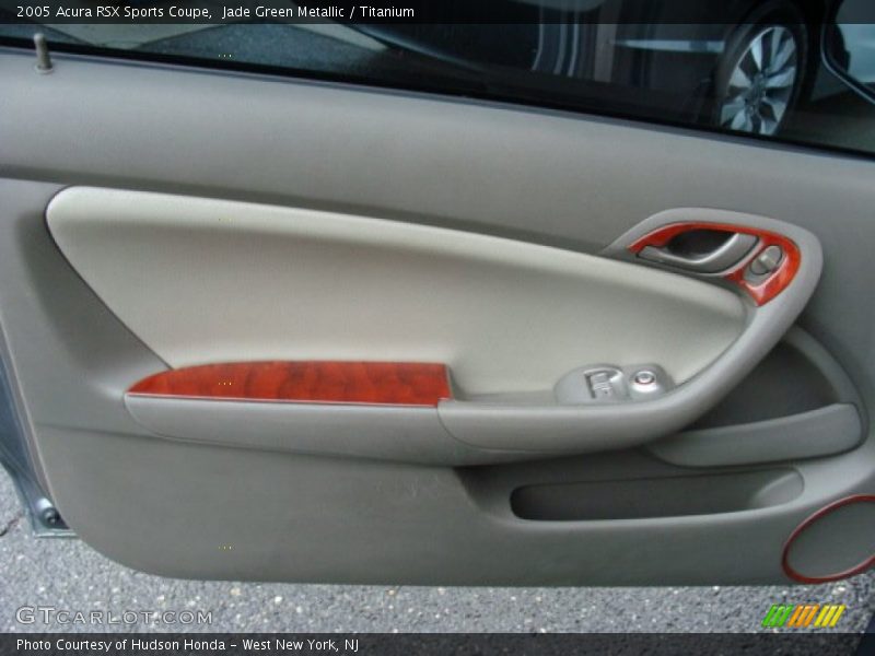Jade Green Metallic / Titanium 2005 Acura RSX Sports Coupe