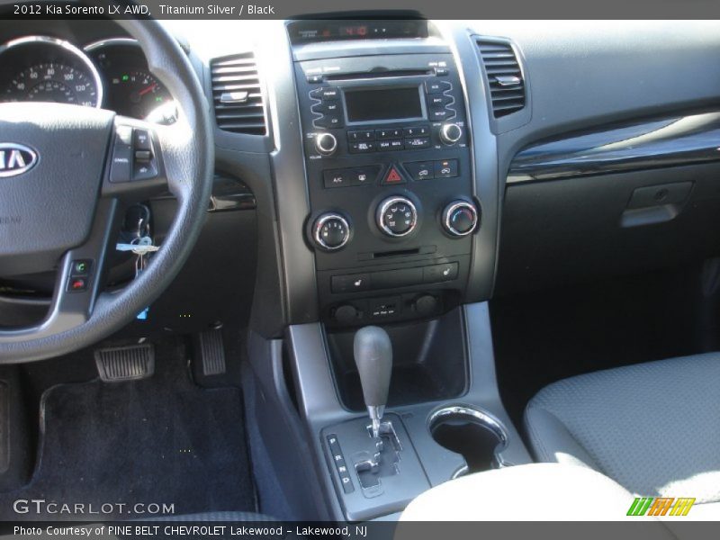 Titanium Silver / Black 2012 Kia Sorento LX AWD