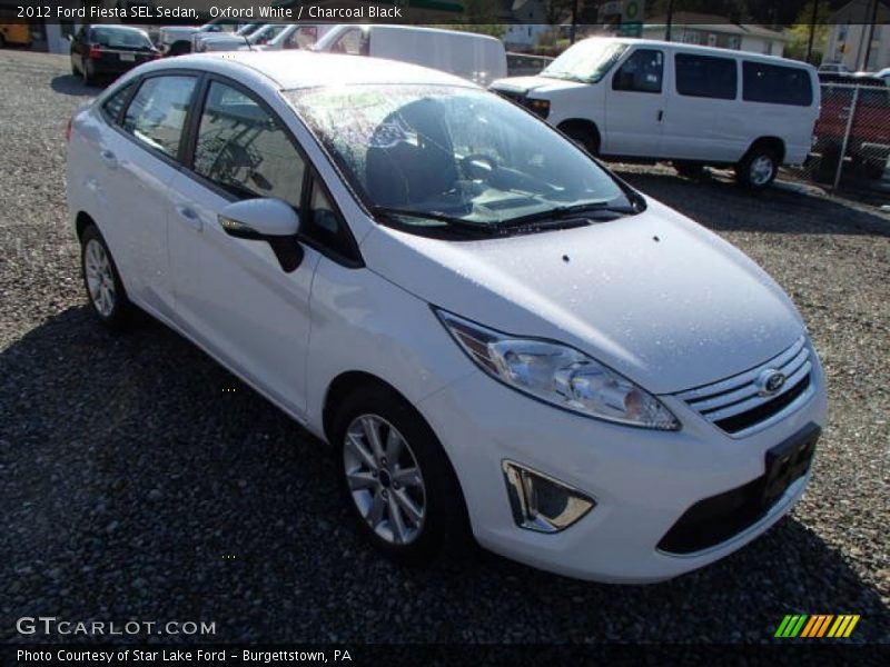 Oxford White / Charcoal Black 2012 Ford Fiesta SEL Sedan