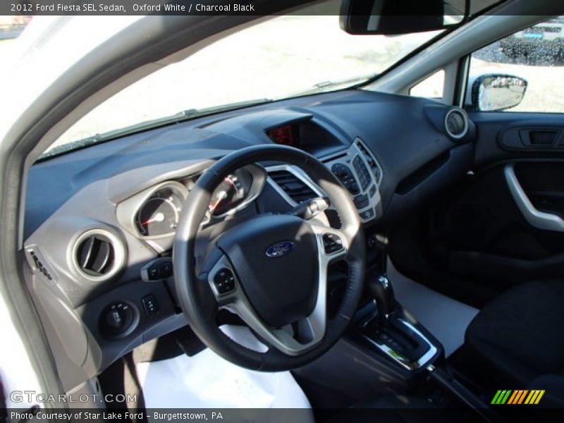Oxford White / Charcoal Black 2012 Ford Fiesta SEL Sedan