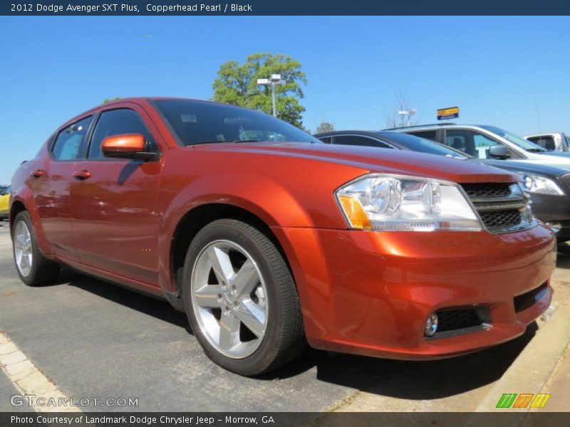 Front 3/4 View of 2012 Avenger SXT Plus