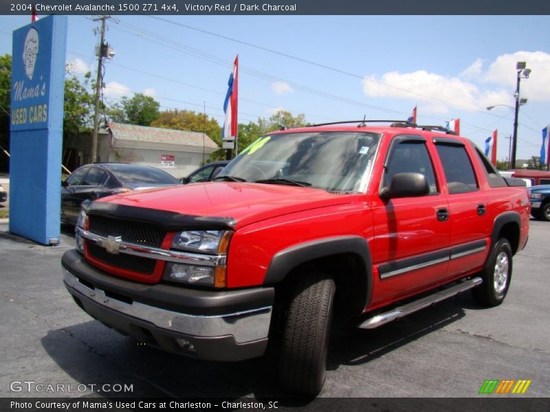Victory Red / Dark Charcoal 2004 Chevrolet Avalanche 1500 Z71 4x4