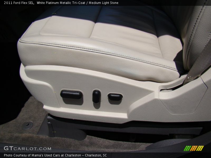 White Platinum Metallic Tri-Coat / Medium Light Stone 2011 Ford Flex SEL