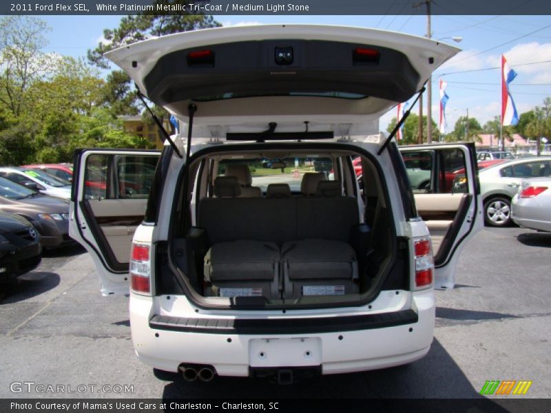 White Platinum Metallic Tri-Coat / Medium Light Stone 2011 Ford Flex SEL