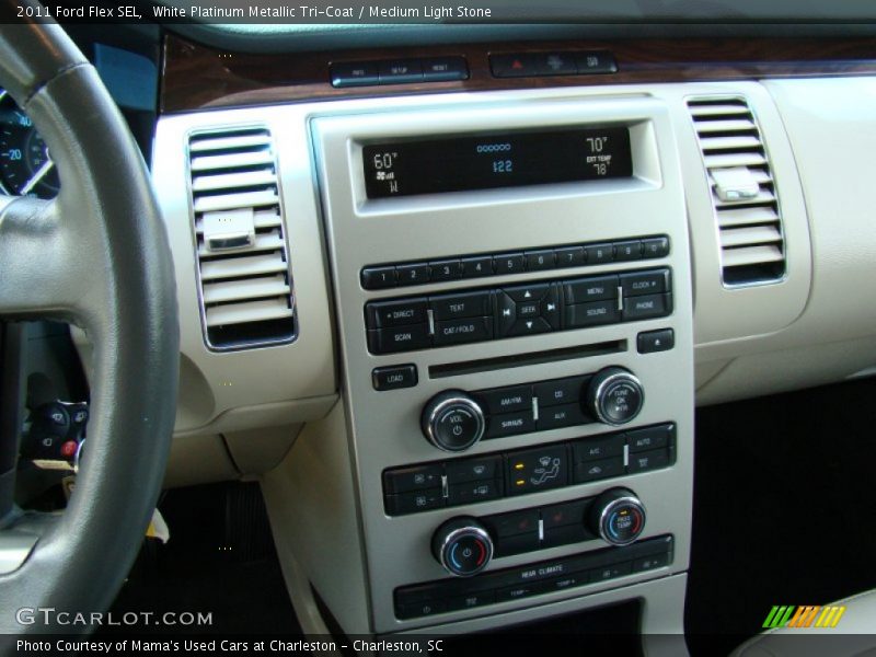 White Platinum Metallic Tri-Coat / Medium Light Stone 2011 Ford Flex SEL