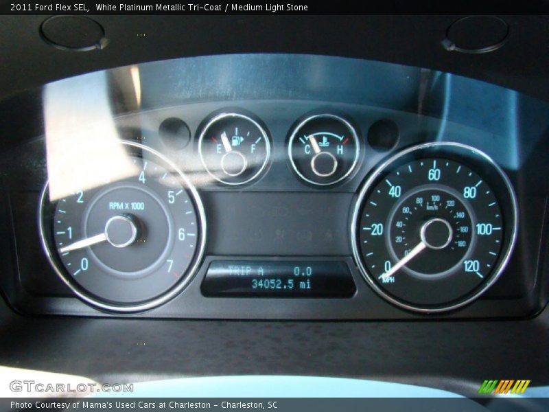 White Platinum Metallic Tri-Coat / Medium Light Stone 2011 Ford Flex SEL