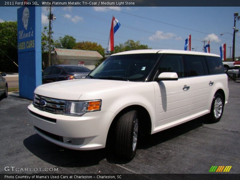 White Platinum Metallic Tri-Coat / Medium Light Stone 2011 Ford Flex SEL