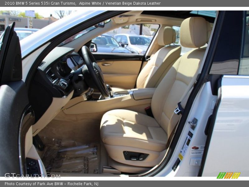 Alpine White / Venetian Beige Dakota Leather 2010 BMW 5 Series 535i Gran Turismo