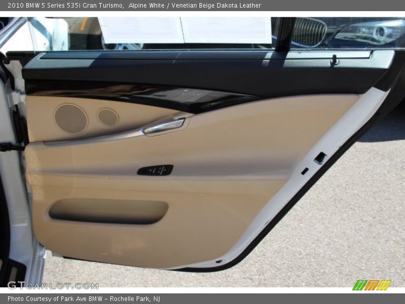 Alpine White / Venetian Beige Dakota Leather 2010 BMW 5 Series 535i Gran Turismo