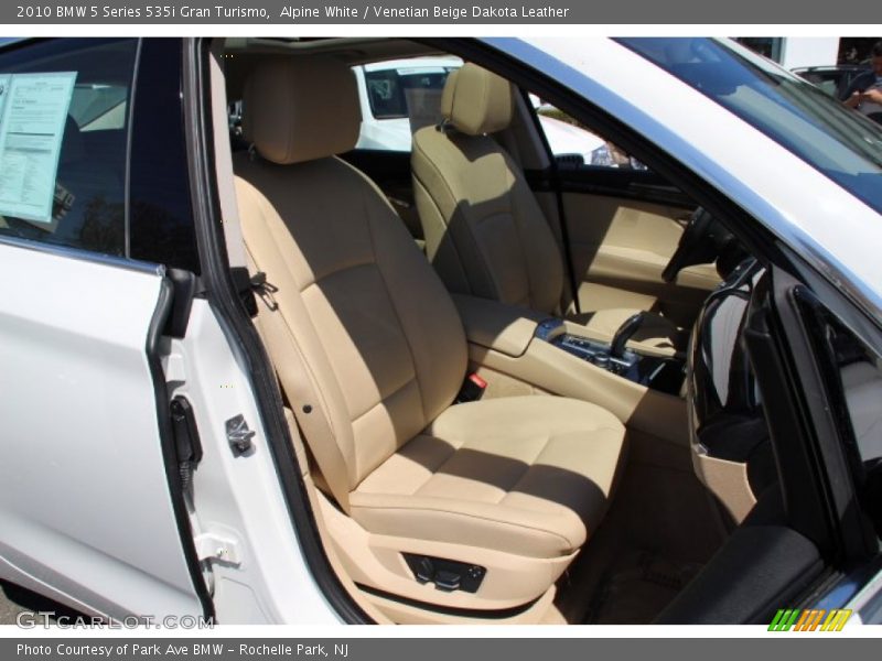 Alpine White / Venetian Beige Dakota Leather 2010 BMW 5 Series 535i Gran Turismo