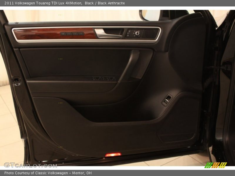 Black / Black Anthracite 2011 Volkswagen Touareg TDI Lux 4XMotion