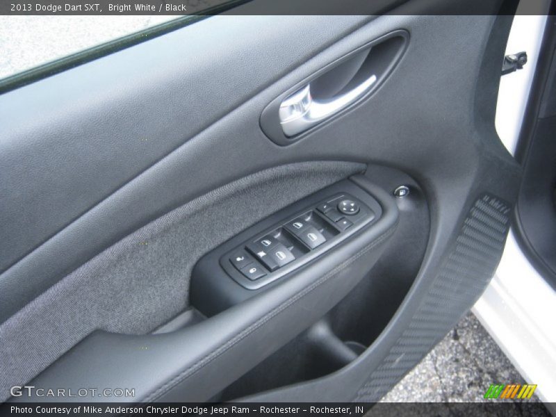 Bright White / Black 2013 Dodge Dart SXT