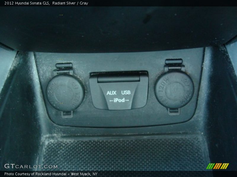 Radiant Silver / Gray 2012 Hyundai Sonata GLS