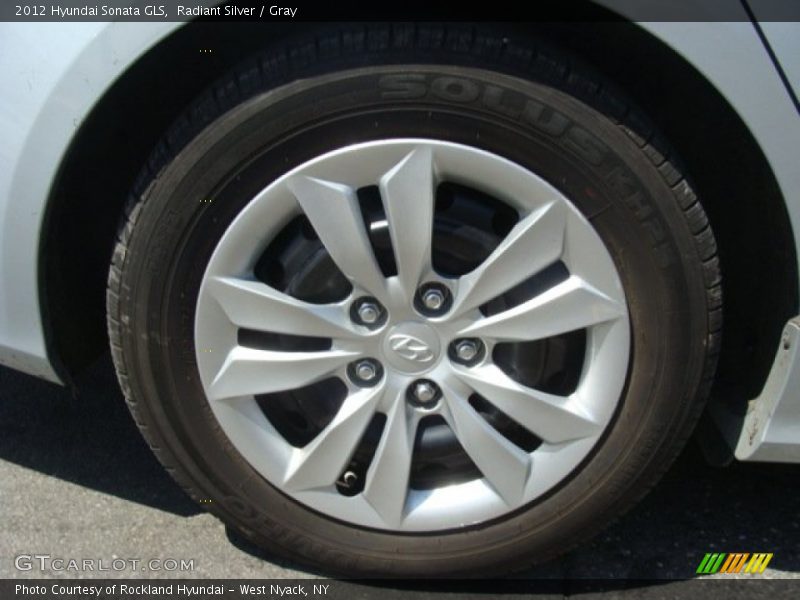 Radiant Silver / Gray 2012 Hyundai Sonata GLS