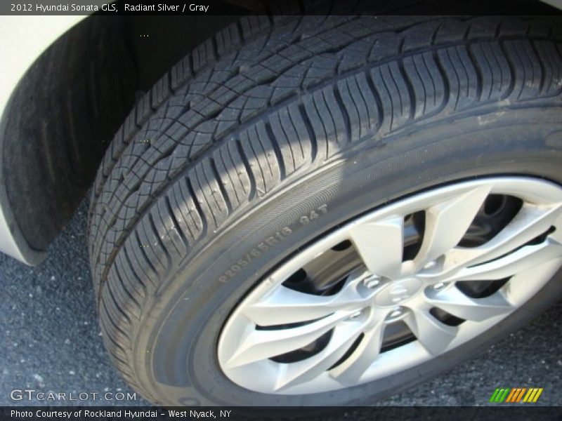 Radiant Silver / Gray 2012 Hyundai Sonata GLS