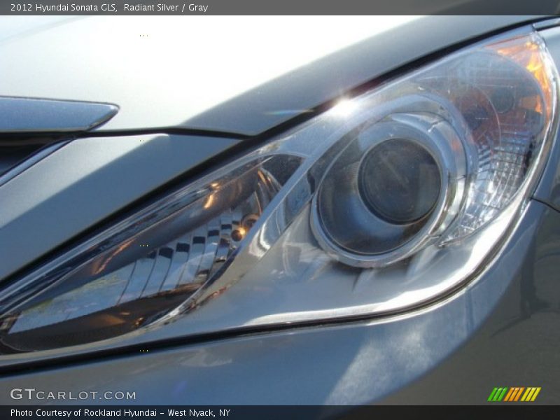 Radiant Silver / Gray 2012 Hyundai Sonata GLS