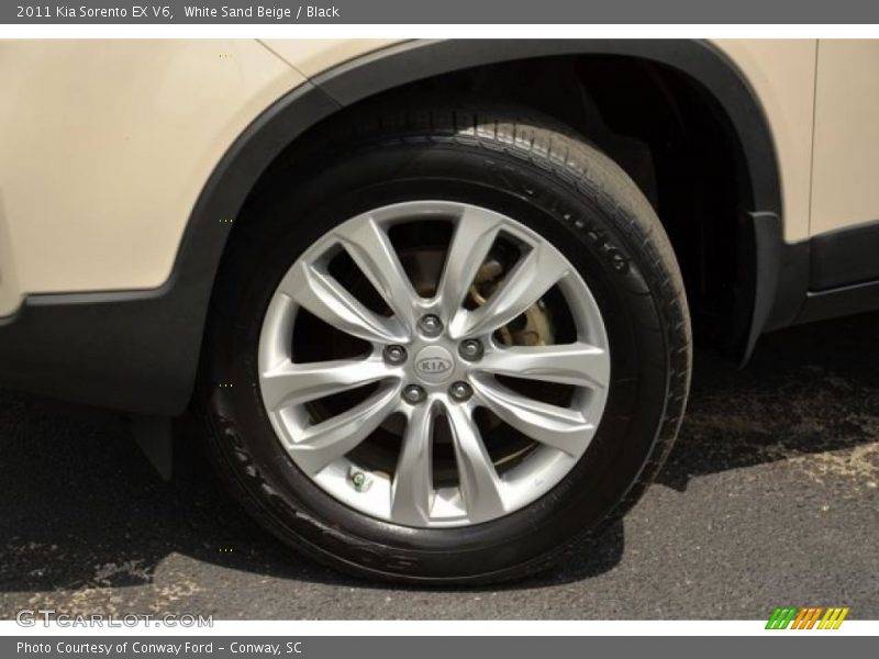 White Sand Beige / Black 2011 Kia Sorento EX V6