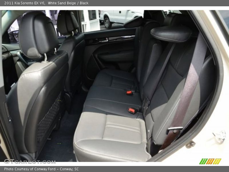 White Sand Beige / Black 2011 Kia Sorento EX V6