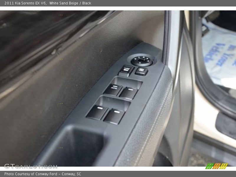 White Sand Beige / Black 2011 Kia Sorento EX V6