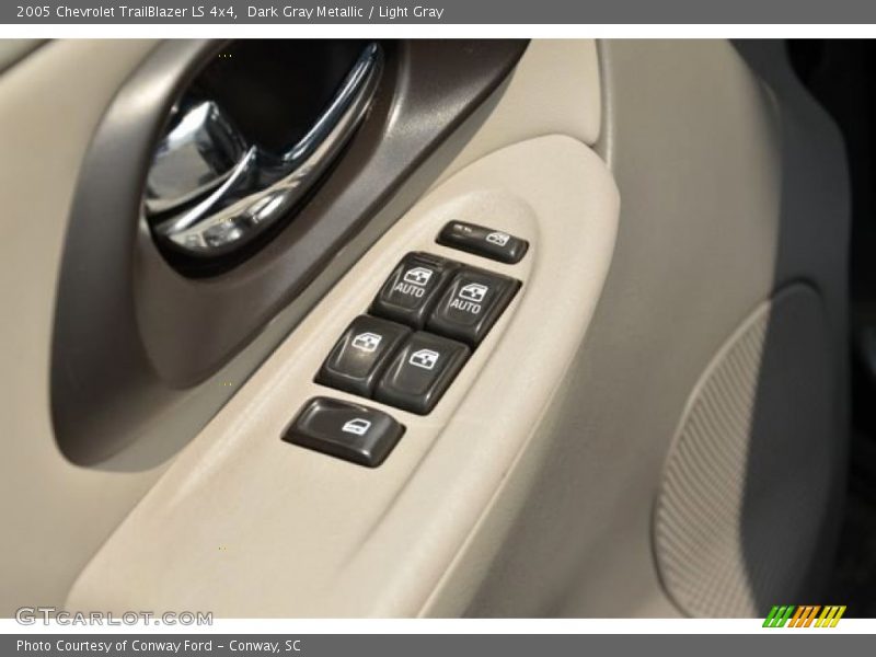 Dark Gray Metallic / Light Gray 2005 Chevrolet TrailBlazer LS 4x4