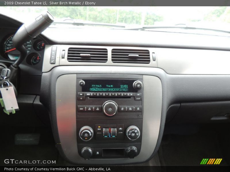 Silver Birch Metallic / Ebony 2009 Chevrolet Tahoe LS