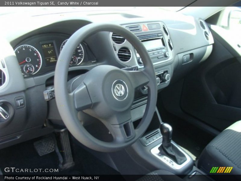 Candy White / Charcoal 2011 Volkswagen Tiguan SE