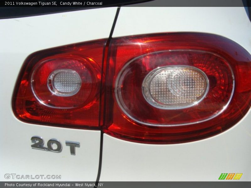 Candy White / Charcoal 2011 Volkswagen Tiguan SE
