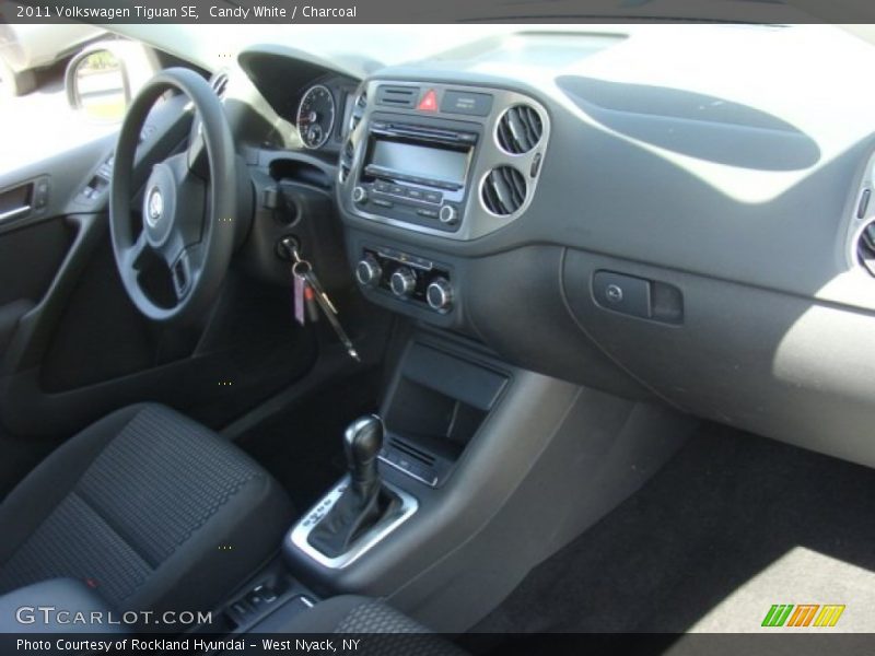 Candy White / Charcoal 2011 Volkswagen Tiguan SE