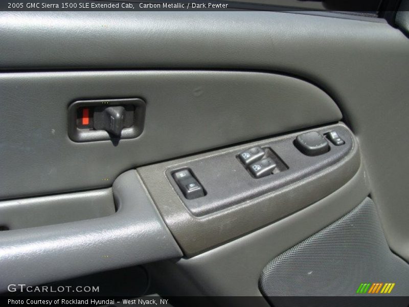 Carbon Metallic / Dark Pewter 2005 GMC Sierra 1500 SLE Extended Cab