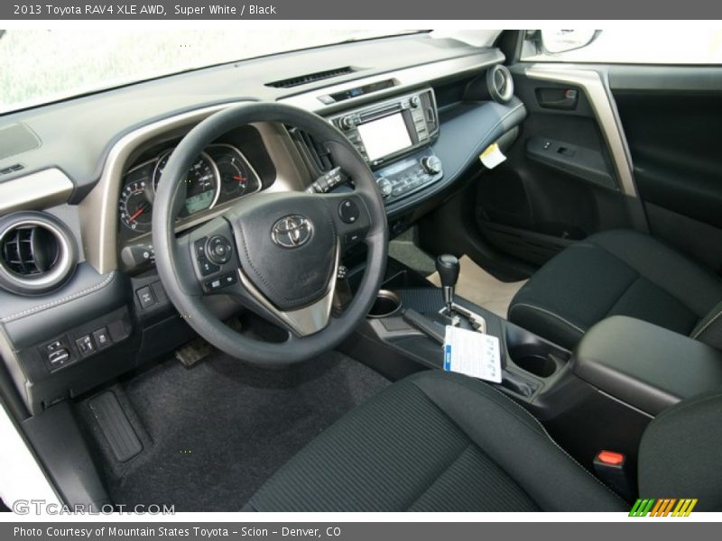 Super White / Black 2013 Toyota RAV4 XLE AWD