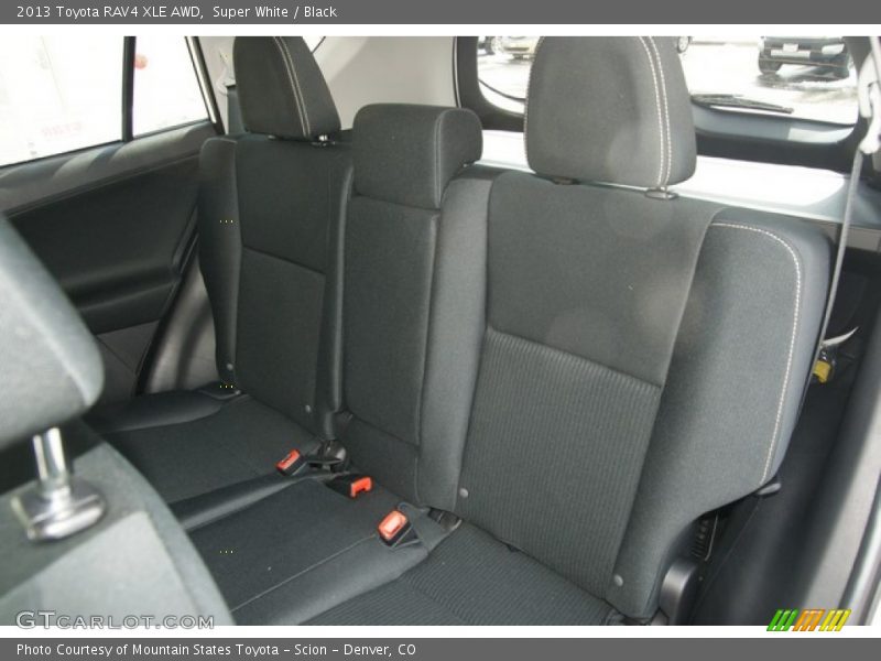 Super White / Black 2013 Toyota RAV4 XLE AWD