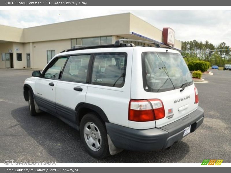 Aspen White / Gray 2001 Subaru Forester 2.5 L