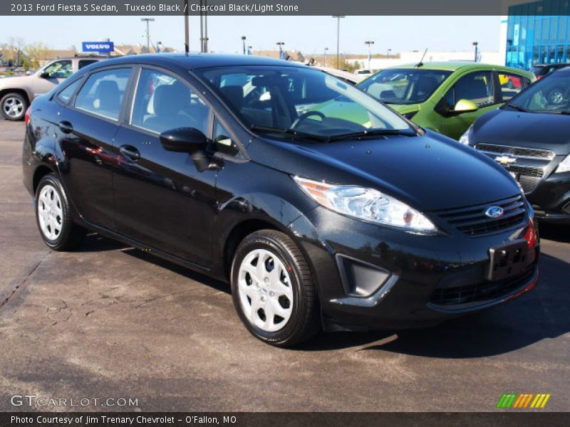 Tuxedo Black / Charcoal Black/Light Stone 2013 Ford Fiesta S Sedan