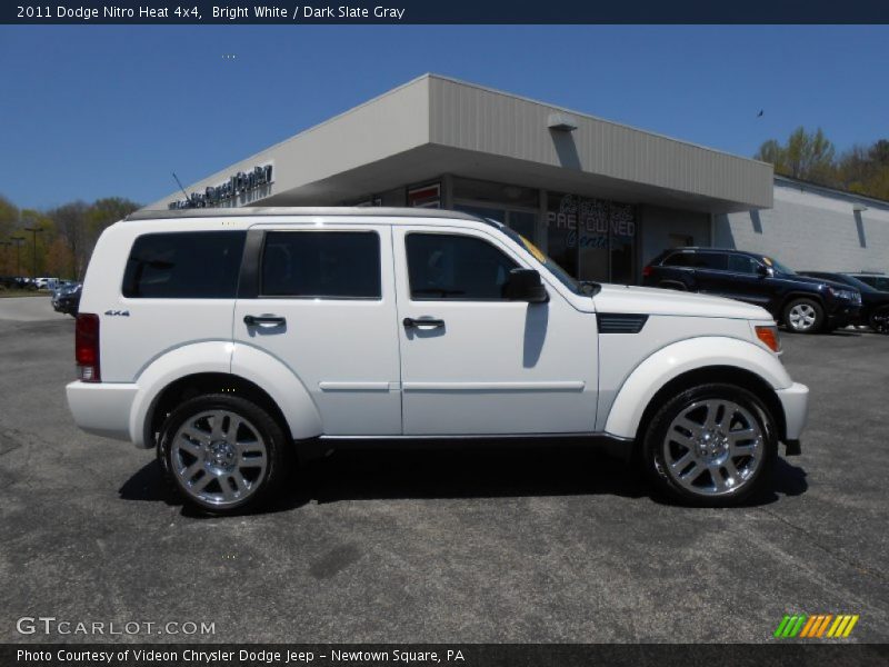 Bright White / Dark Slate Gray 2011 Dodge Nitro Heat 4x4
