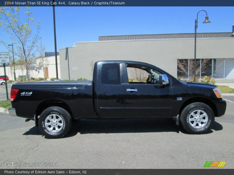 Galaxy Black / Graphite/Titanium 2004 Nissan Titan SE King Cab 4x4