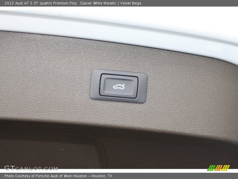 Glacier White Metallic / Velvet Beige 2013 Audi A7 3.0T quattro Premium Plus