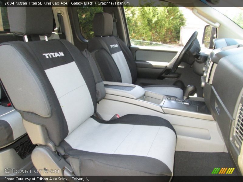 Galaxy Black / Graphite/Titanium 2004 Nissan Titan SE King Cab 4x4