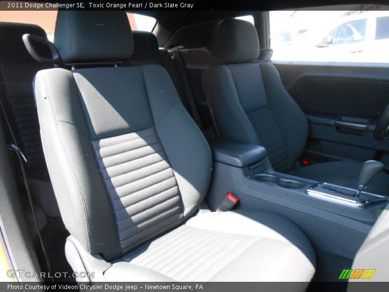 Toxic Orange Pearl / Dark Slate Gray 2011 Dodge Challenger SE