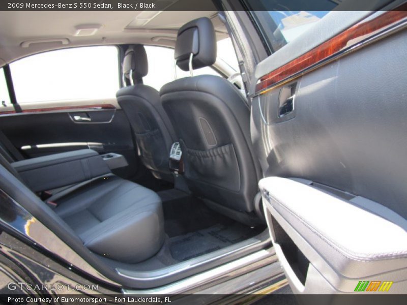 Black / Black 2009 Mercedes-Benz S 550 Sedan
