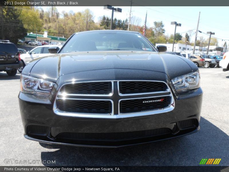 Pitch Black / Black 2013 Dodge Charger SE