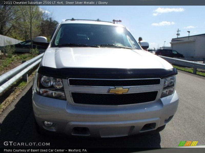 Sheer Silver Metallic / Ebony 2011 Chevrolet Suburban 2500 LT 4x4