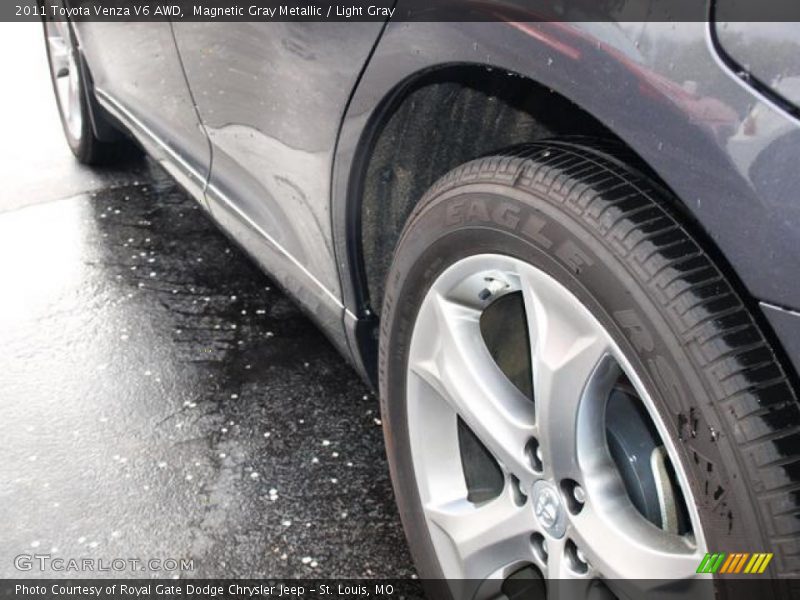 Magnetic Gray Metallic / Light Gray 2011 Toyota Venza V6 AWD