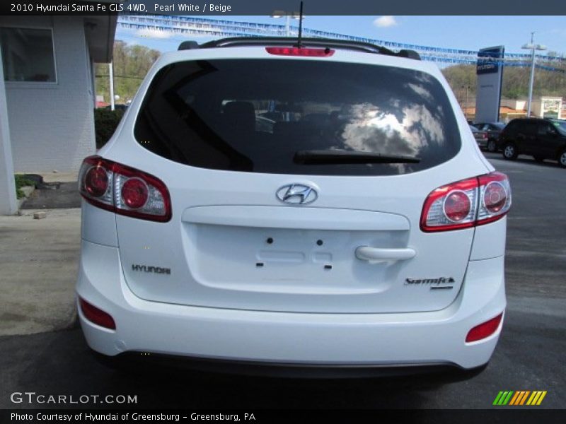 Pearl White / Beige 2010 Hyundai Santa Fe GLS 4WD