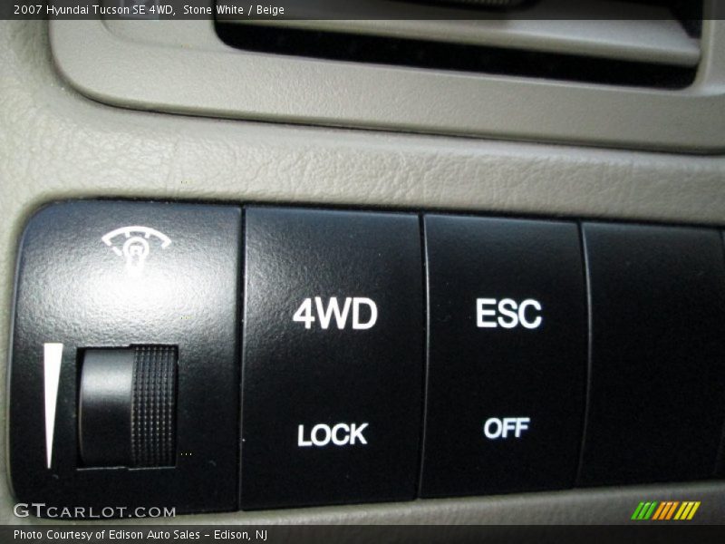 Stone White / Beige 2007 Hyundai Tucson SE 4WD