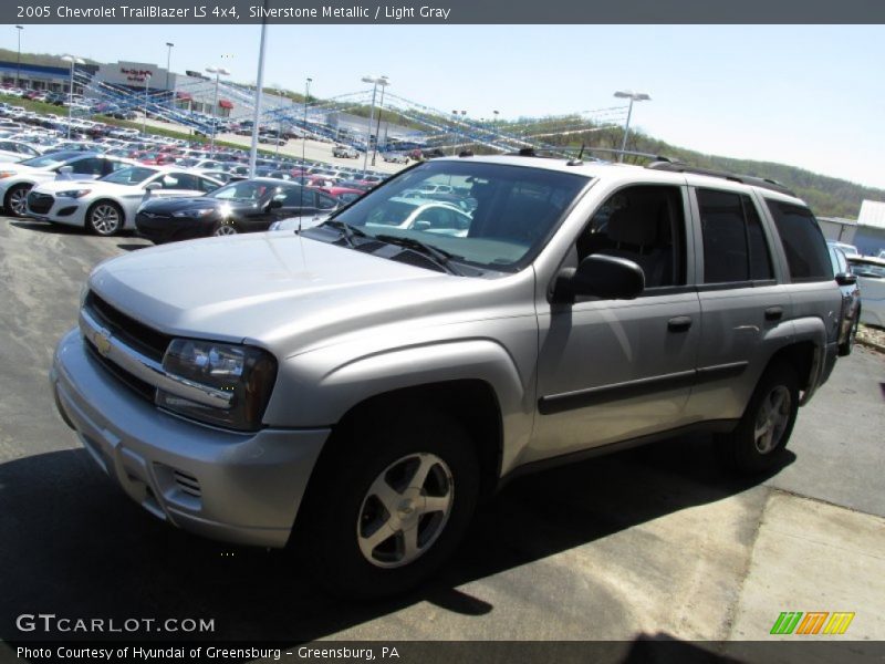 Silverstone Metallic / Light Gray 2005 Chevrolet TrailBlazer LS 4x4