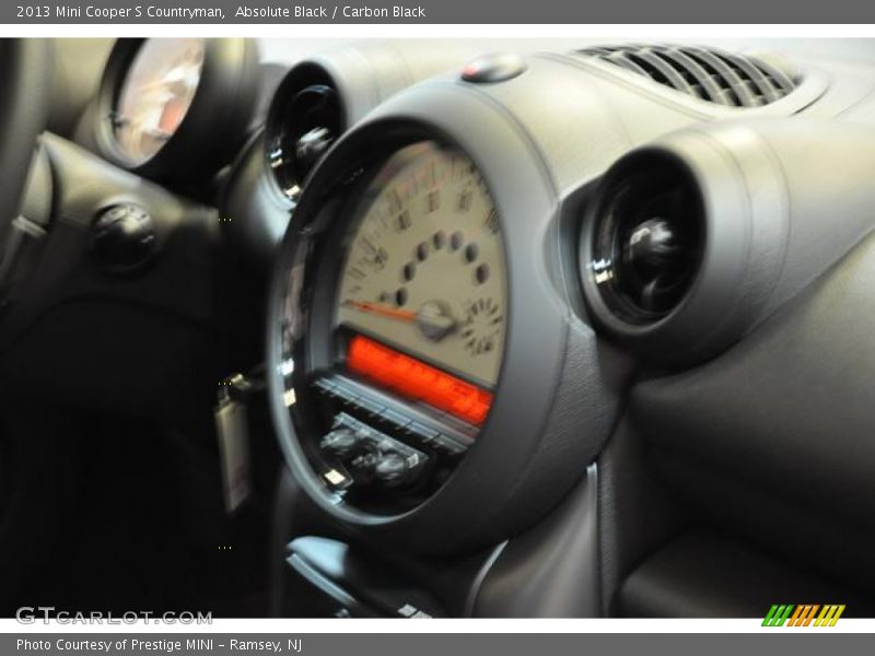 Absolute Black / Carbon Black 2013 Mini Cooper S Countryman